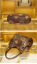 BOLSA FEMININA DE OMBRO LOVE SUNDAY + NECESSAIRE BRINDE